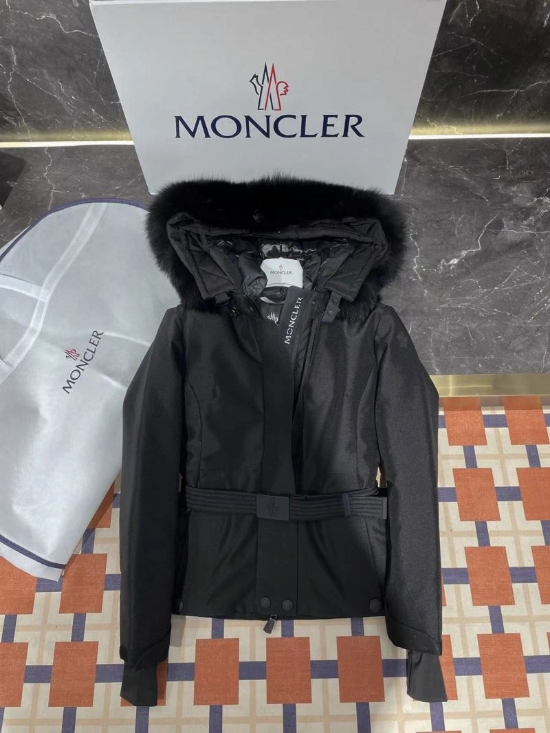 Timeless Moncler Down Jackets 144485