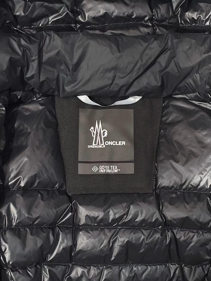 Timeless Moncler Down Jackets 144485