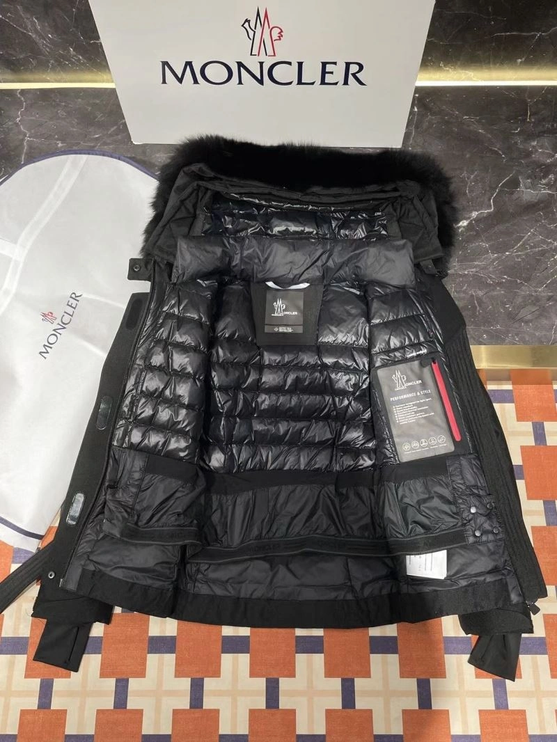 Timeless Moncler Down Jackets 144485
