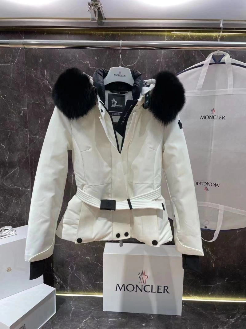 Durable Moncler Down Jackets 144491