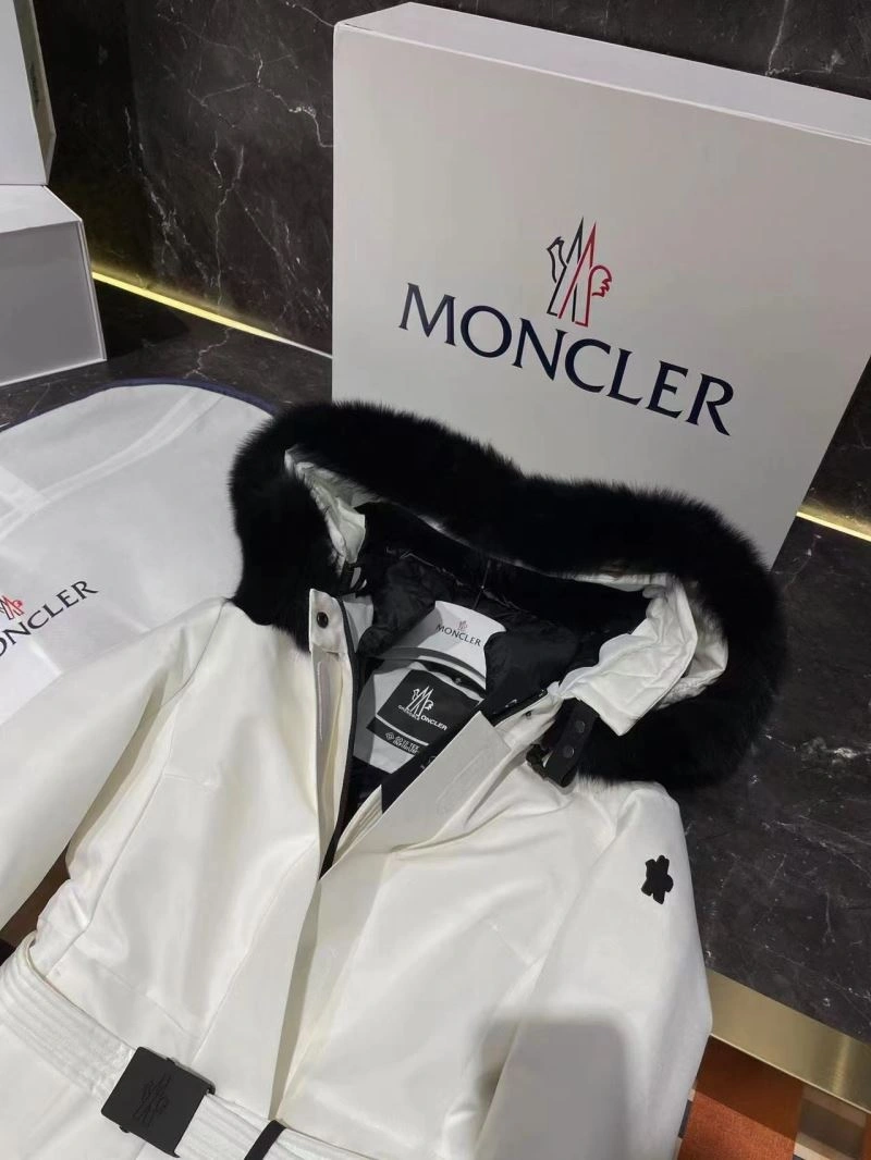 Durable Moncler Down Jackets 144491