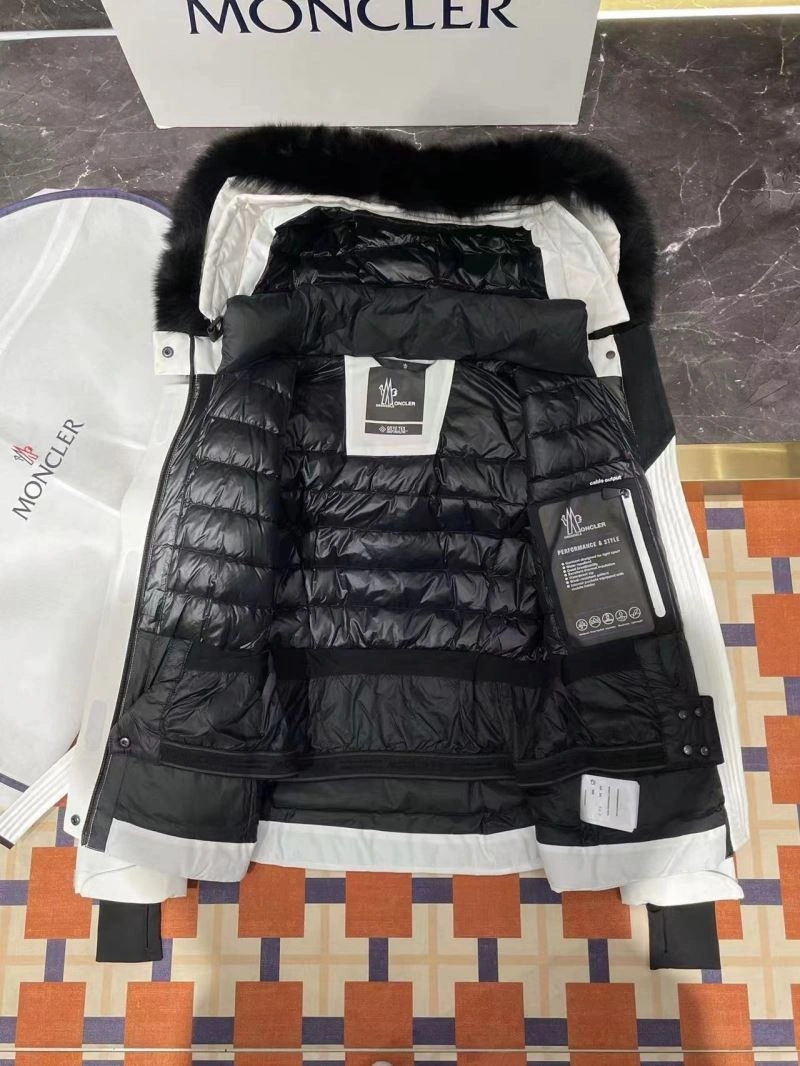 Durable Moncler Down Jackets 144491
