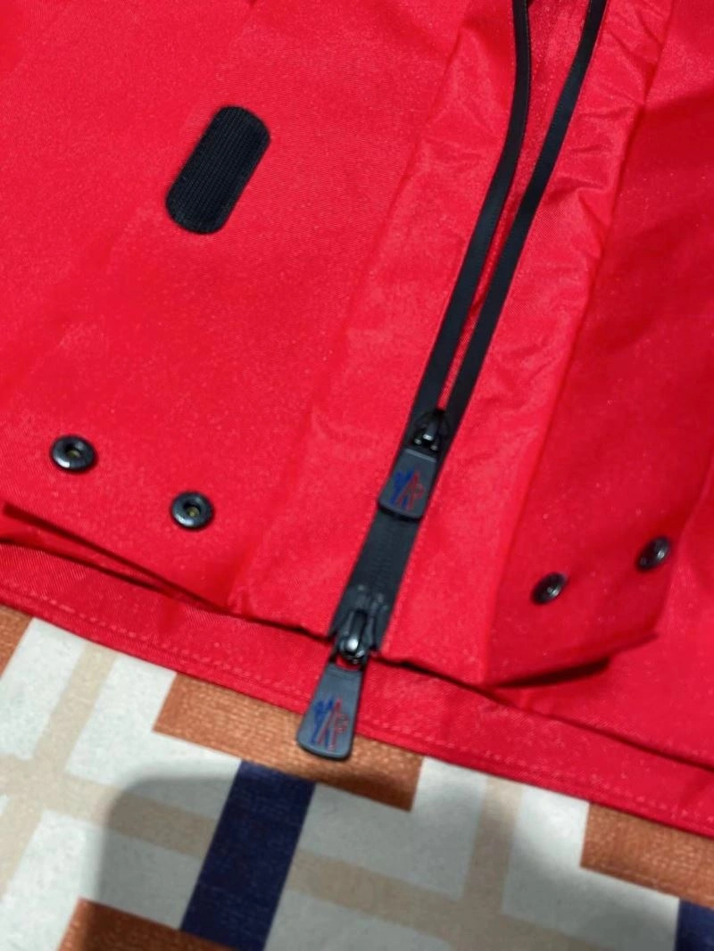 Moncler Down Jackets Lightweight 144484