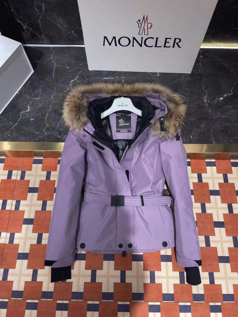 Moncler Down Jackets Supportive 144480