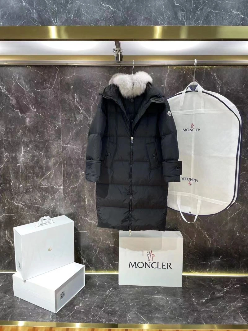 Trendsetting Moncler Down Jackets 144487
