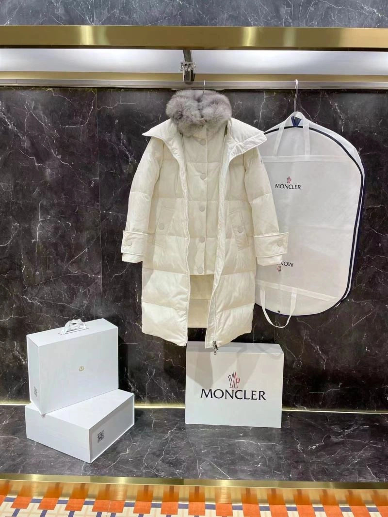 Moncler Down Jackets Supportive 144479