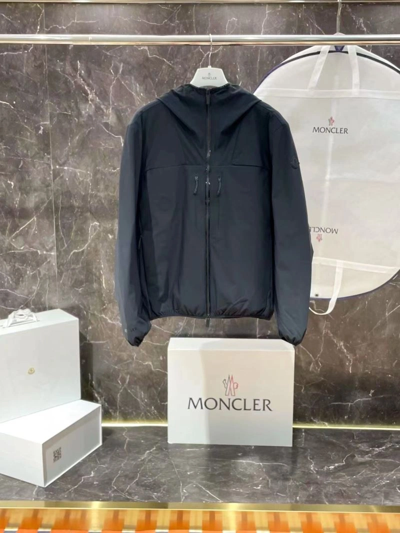 Moncler Down Jackets Youthful 144474