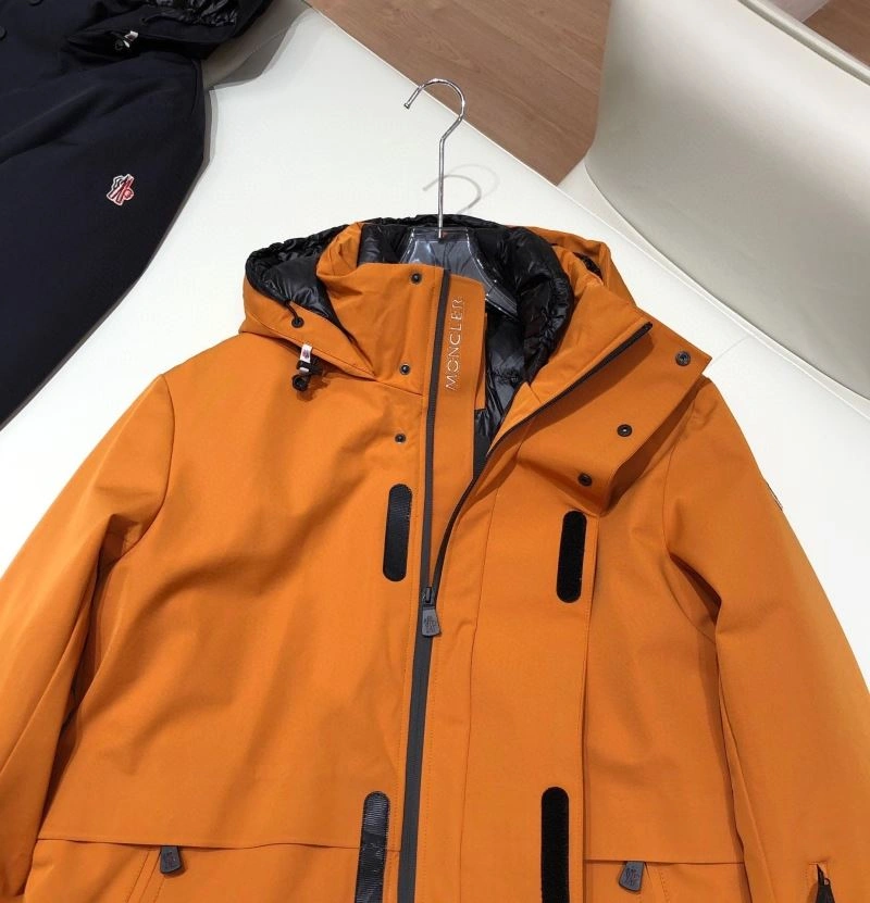 SmoothTexture Moncler Down Jackets 144488