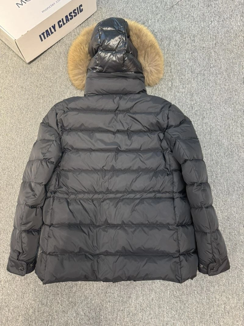 Moncler Down Jackets AllSeason 144475