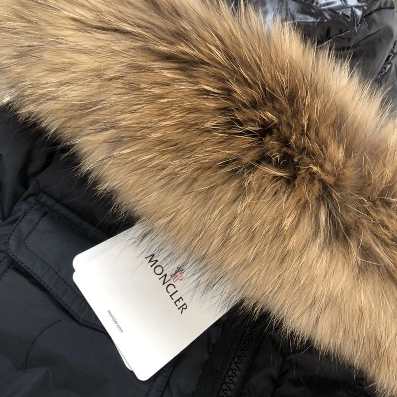 Moncler Down Jackets Comfortable 144468