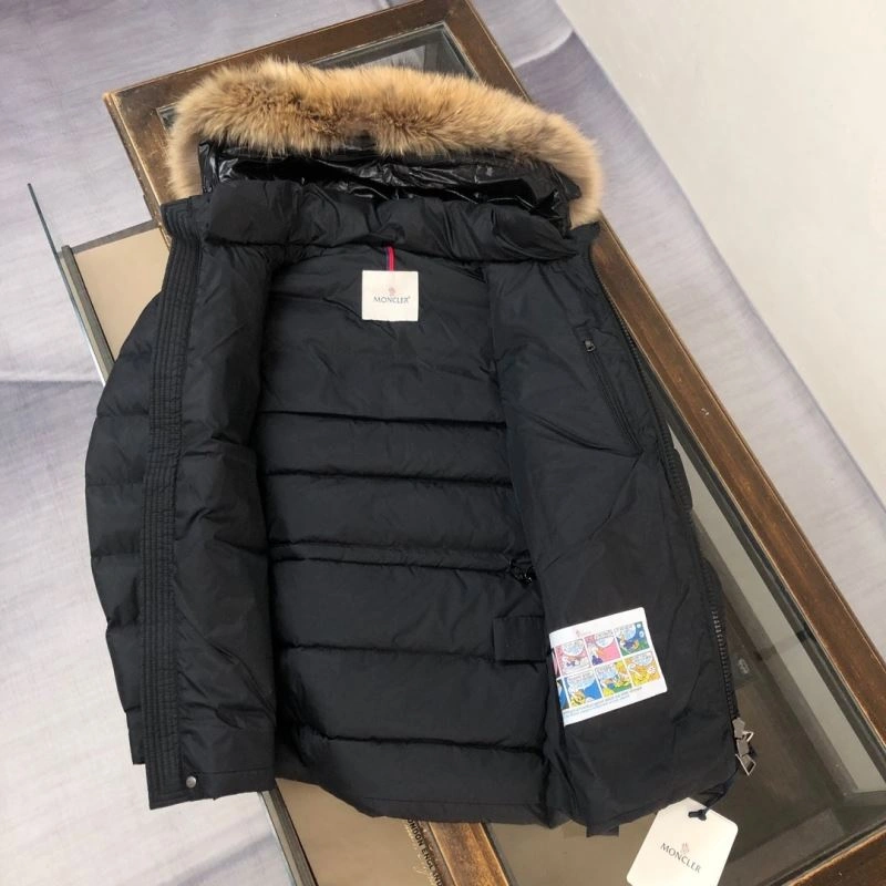 Moncler Down Jackets Comfortable 144468