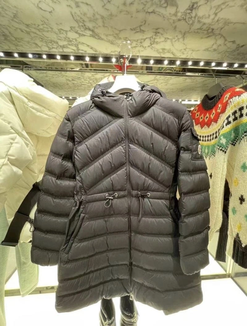 Moncler Down Jackets Snug 139522