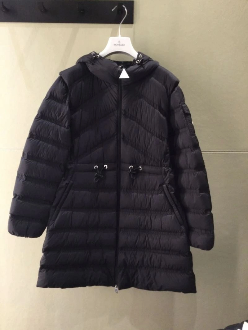 Moncler Down Jackets Snug 139522