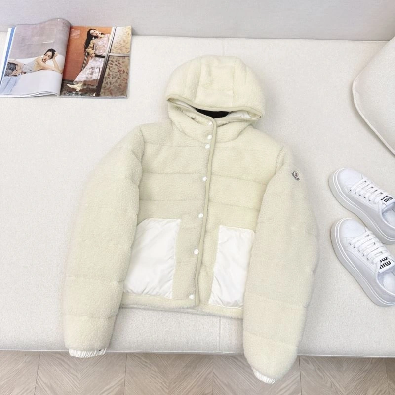 Moncler Down Jackets Durable 144467