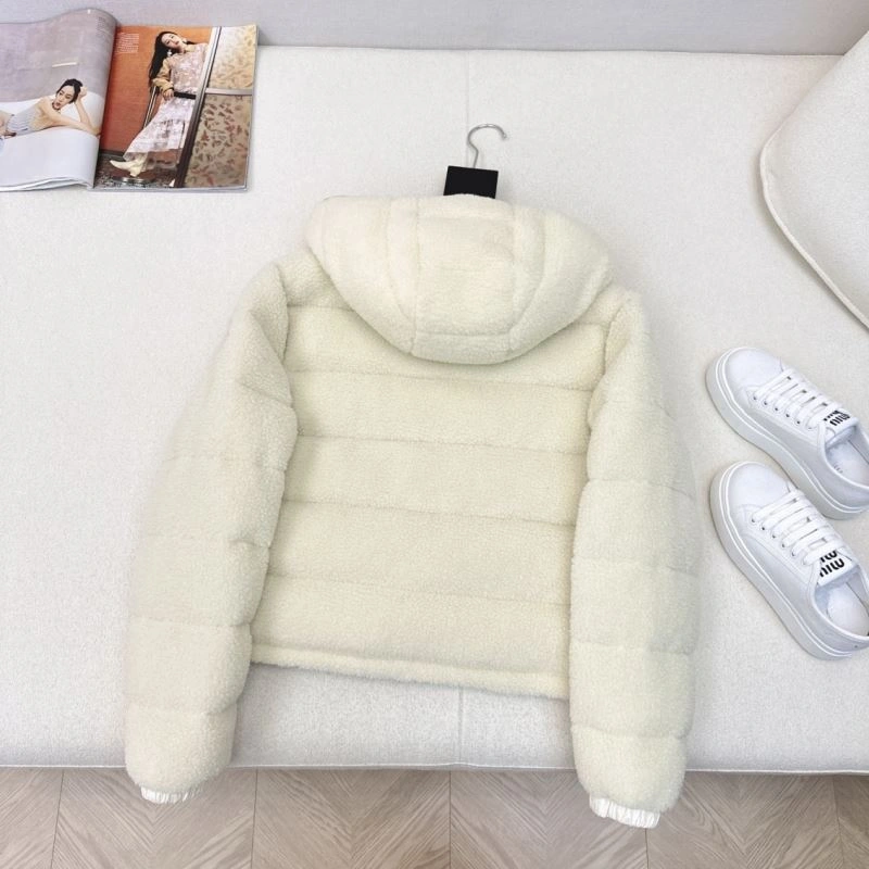 Moncler Down Jackets Durable 144467