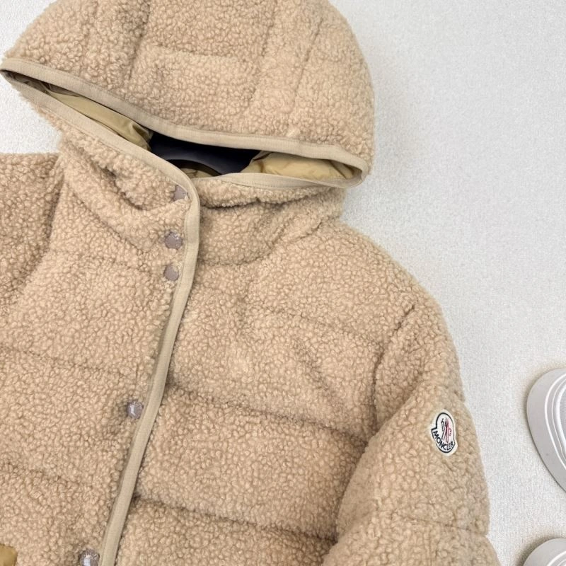 Resilient Moncler Down Jackets 144465