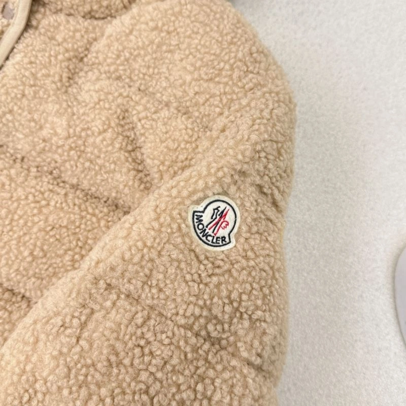 Resilient Moncler Down Jackets 144465