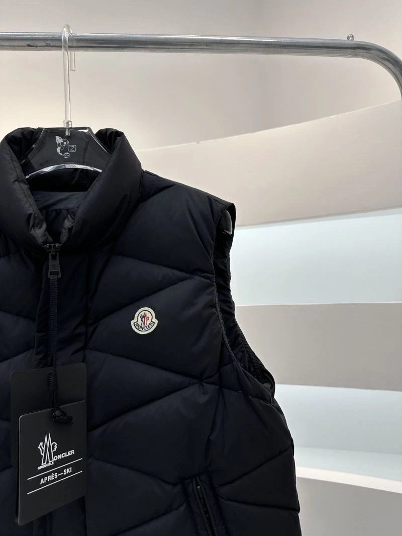 Attractive Moncler Down Jackets 144464