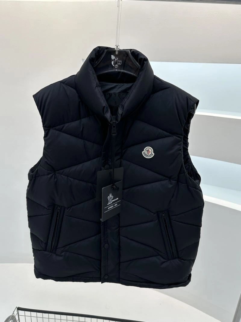 Attractive Moncler Down Jackets 144464