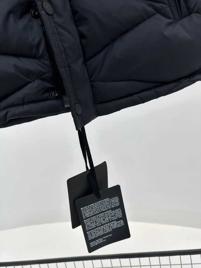 Attractive Moncler Down Jackets 144464