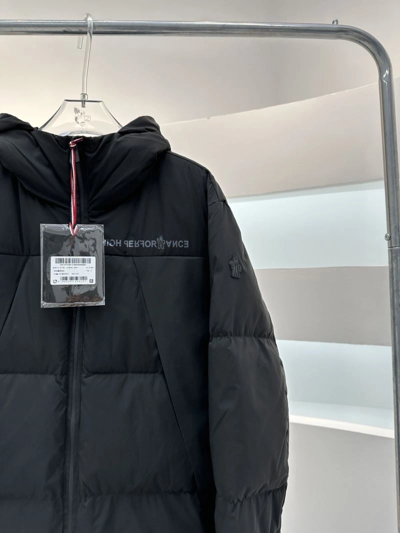 Versatile Moncler Down Jackets 144463