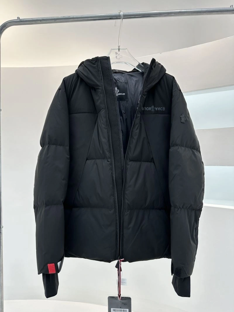 Versatile Moncler Down Jackets 144463
