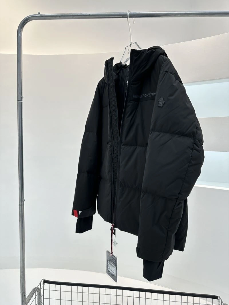 Versatile Moncler Down Jackets 144463