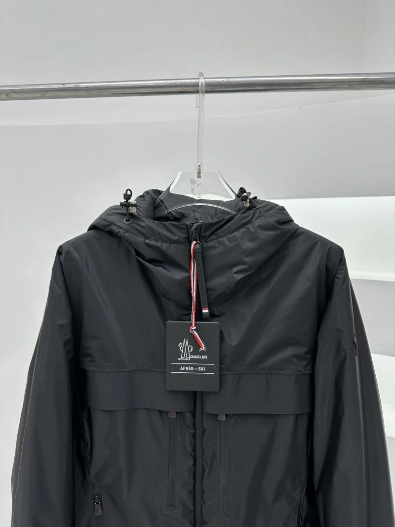 Moncler Down Jackets Original 144460