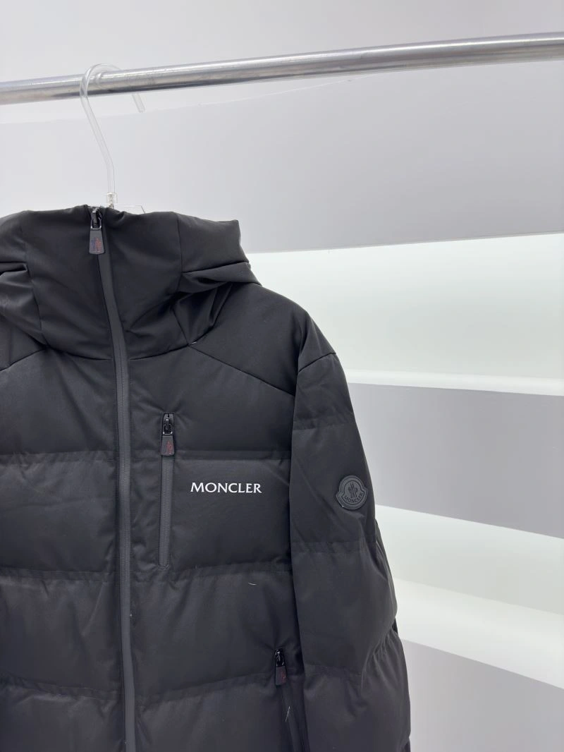 Breathable Moncler Down Jackets 144458