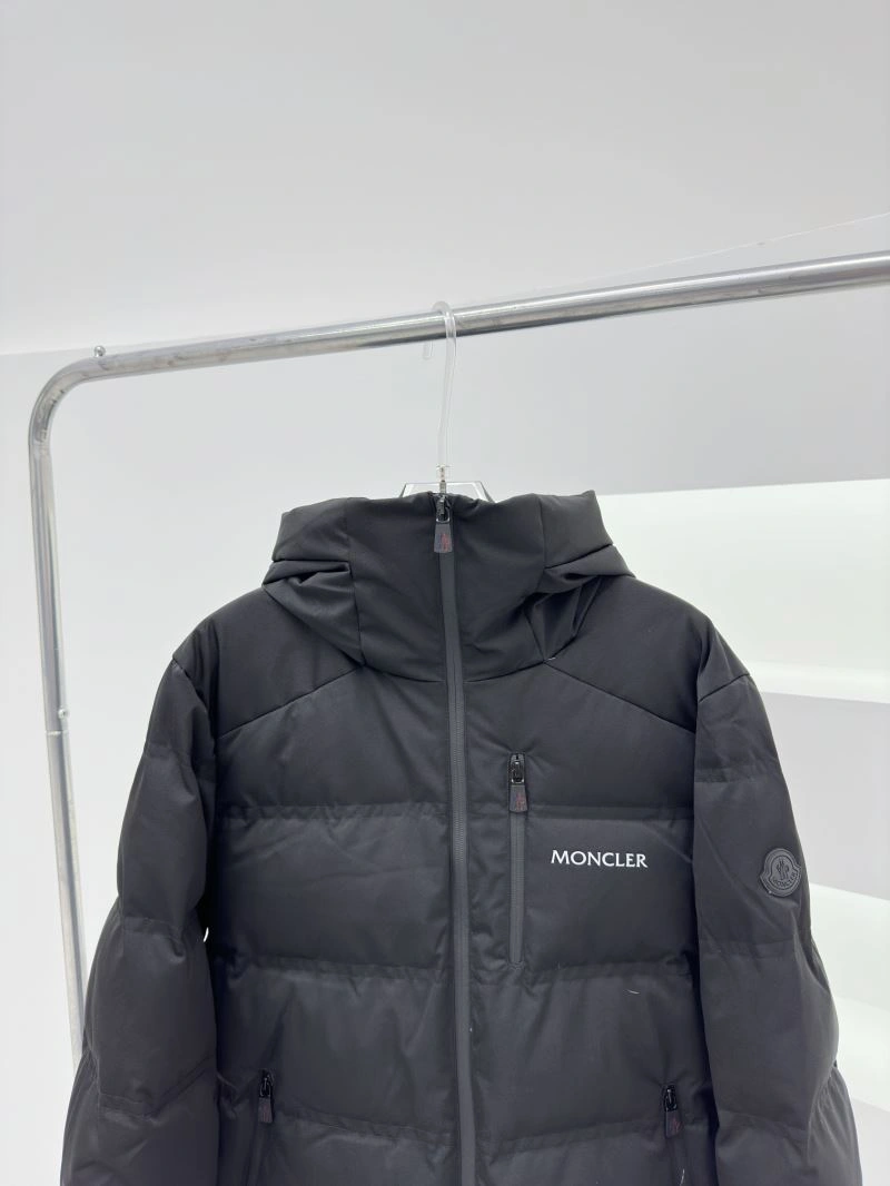 Breathable Moncler Down Jackets 144458