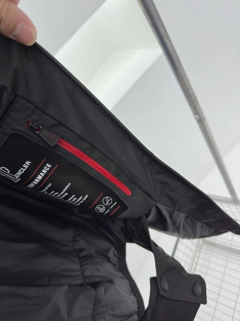 Breathable Moncler Down Jackets 144458