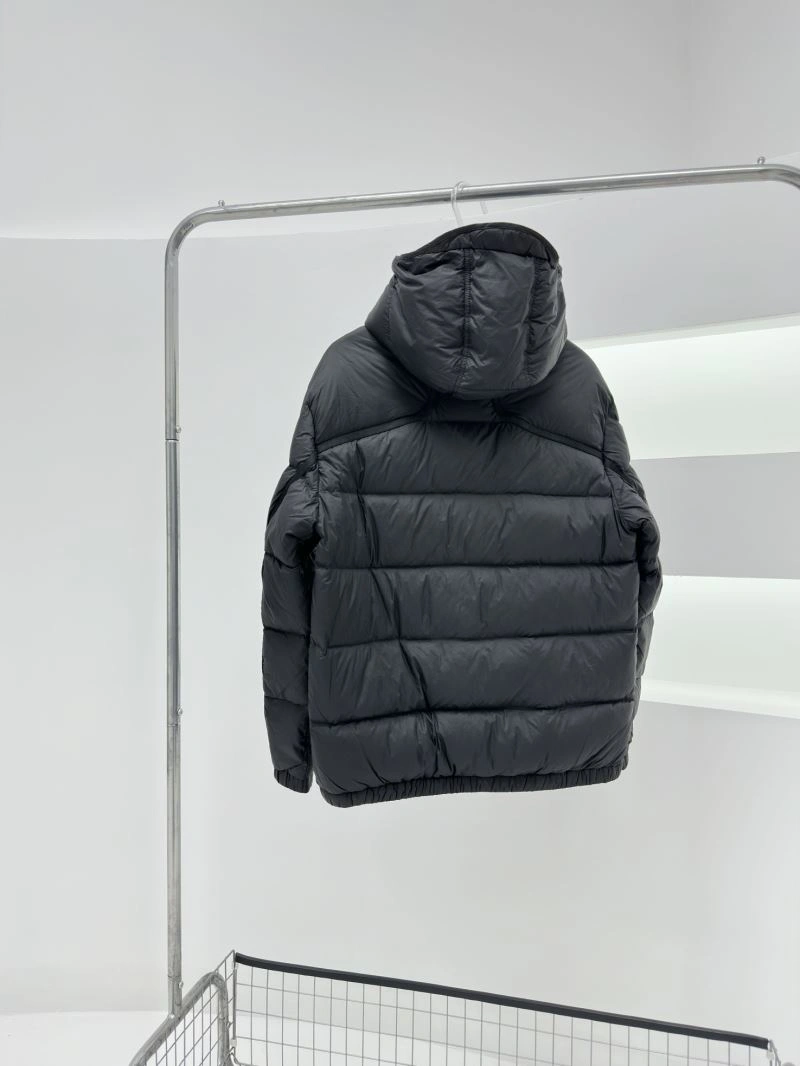 OdorResistant Moncler Down Jackets 144455