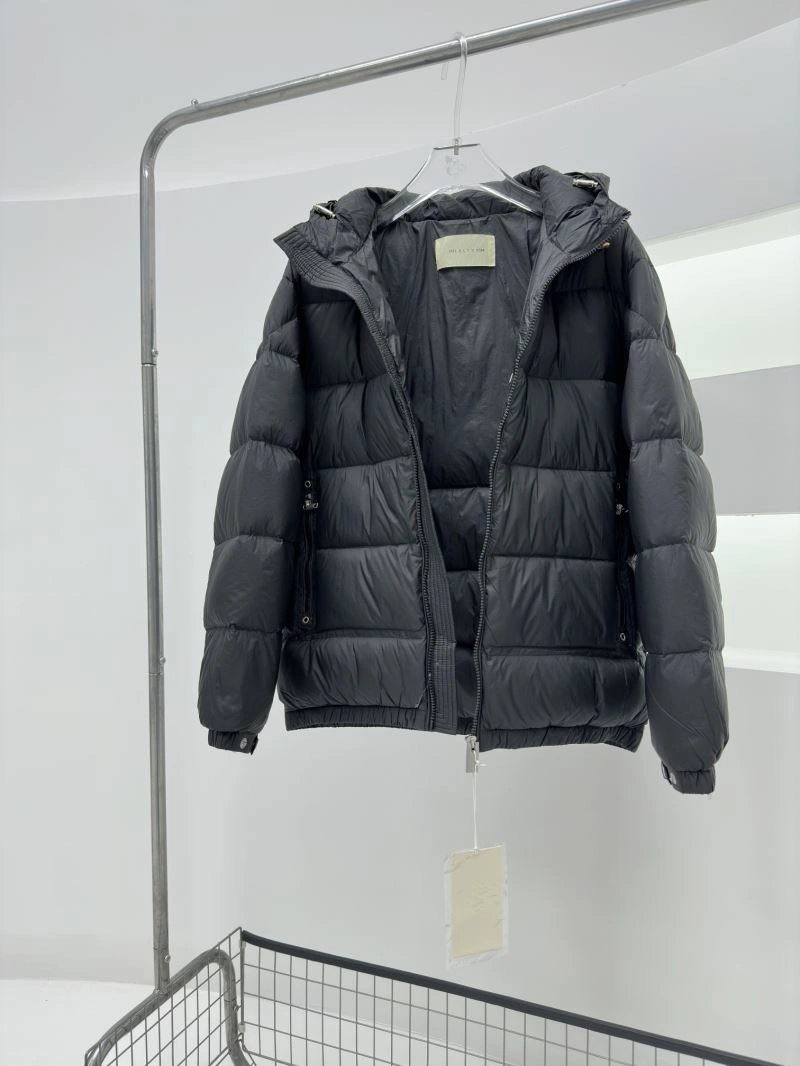 OdorResistant Moncler Down Jackets 144455