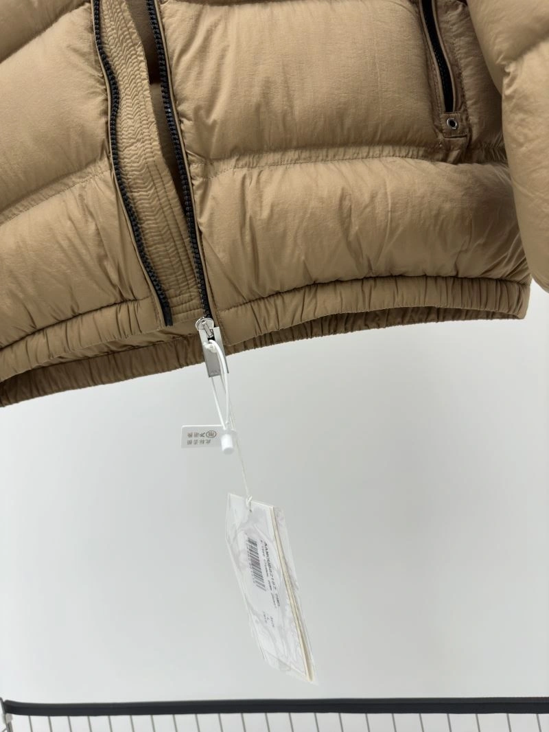 GoodFit Moncler Down Jackets 144454