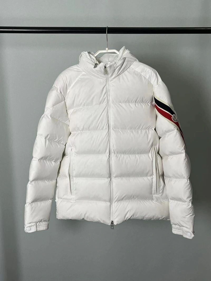 Affordable Moncler Down Jackets 144453