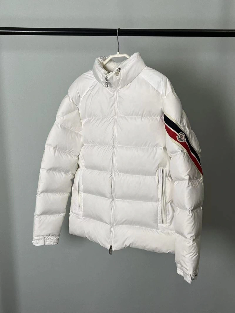Affordable Moncler Down Jackets 144453