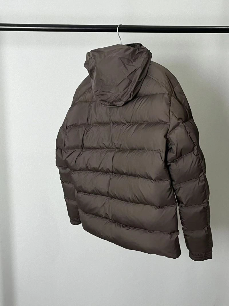 TravelReady Moncler Down Jackets 144439