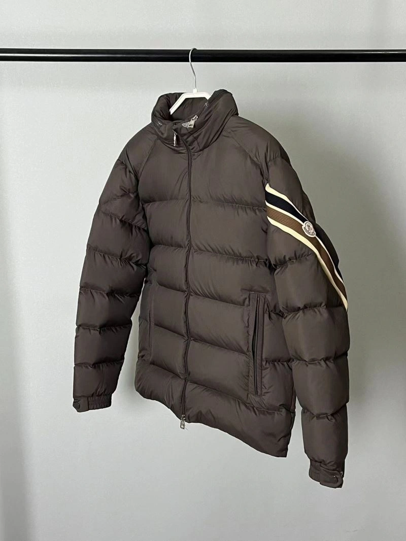 TravelReady Moncler Down Jackets 144439