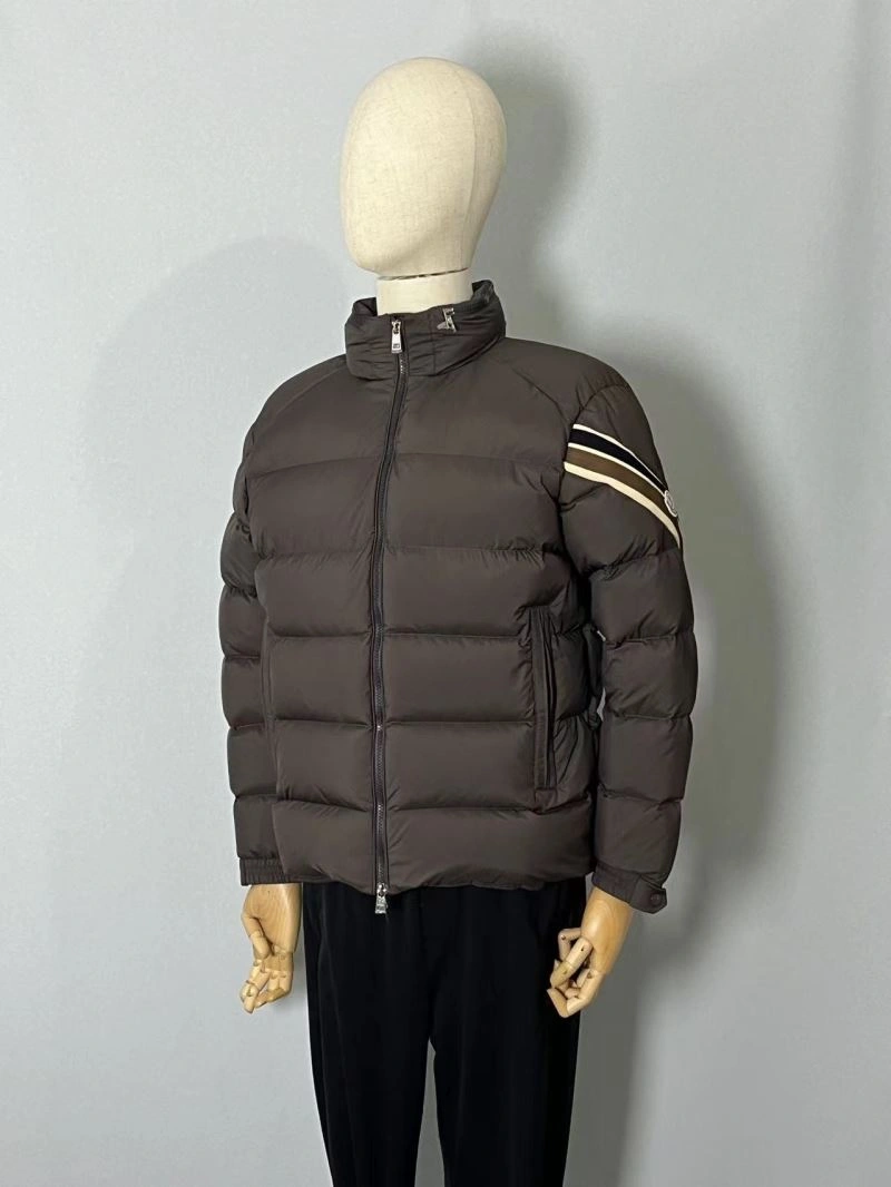 TravelReady Moncler Down Jackets 144439