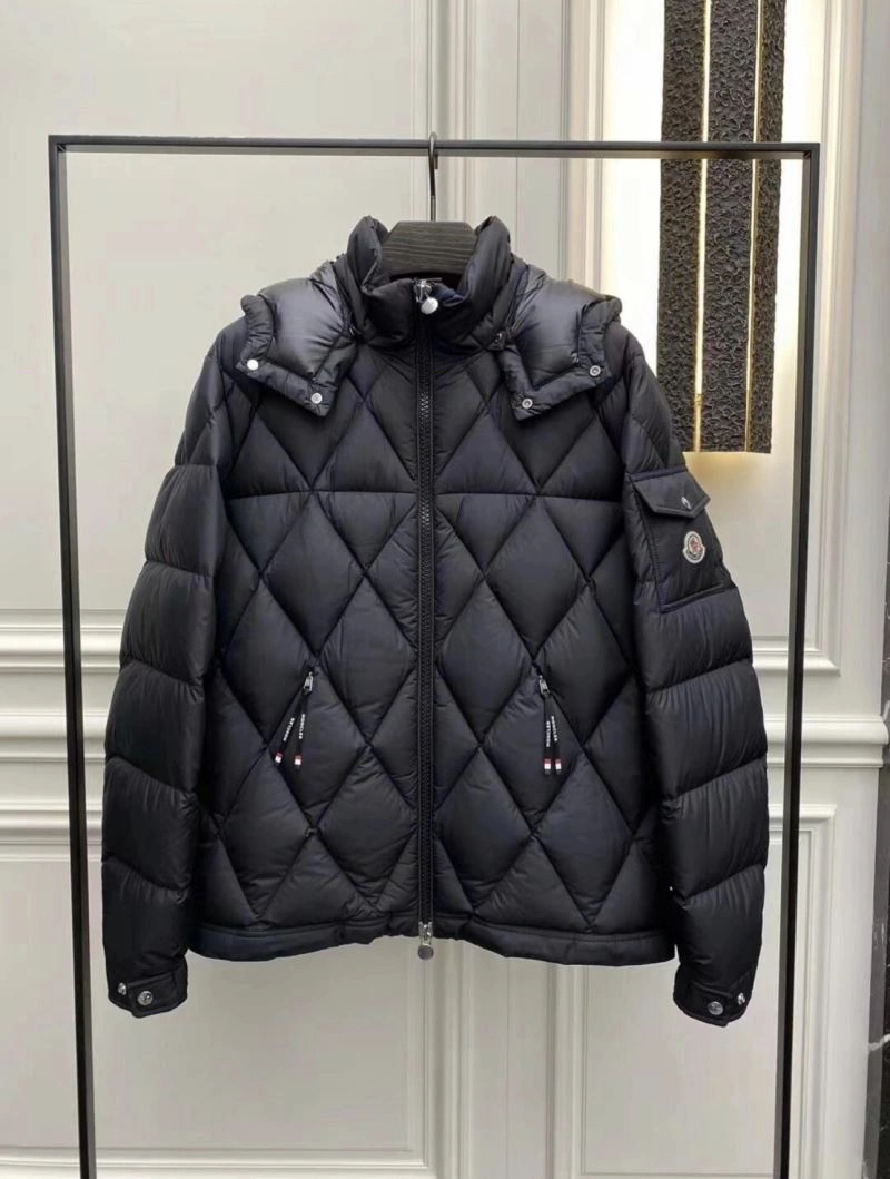 Moncler Down Jackets Sleek 144434