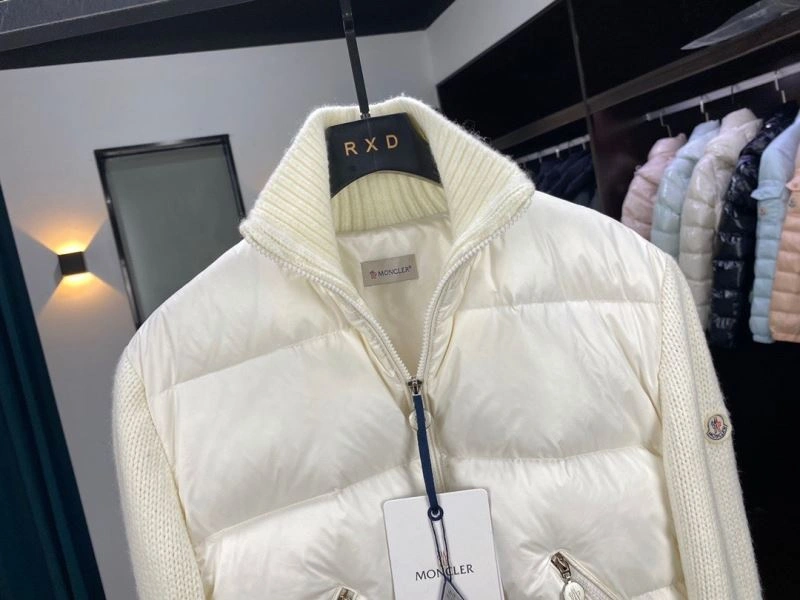 Moncler Down Jackets EasyCare 144436