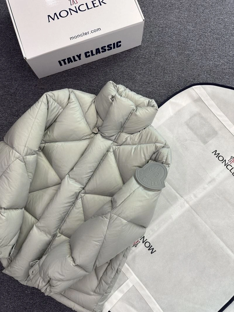 Moncler Down Jackets Soft 144450