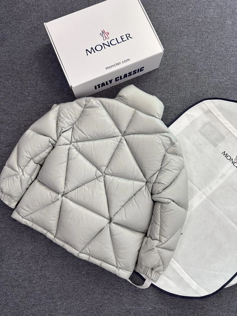 Moncler Down Jackets Soft 144450