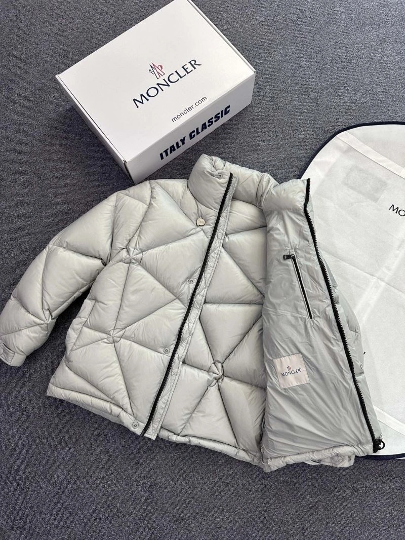 RelaxedFit Moncler Down Jackets 144442