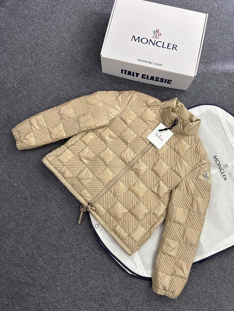 Moncler Down Jackets DailyWear 144426