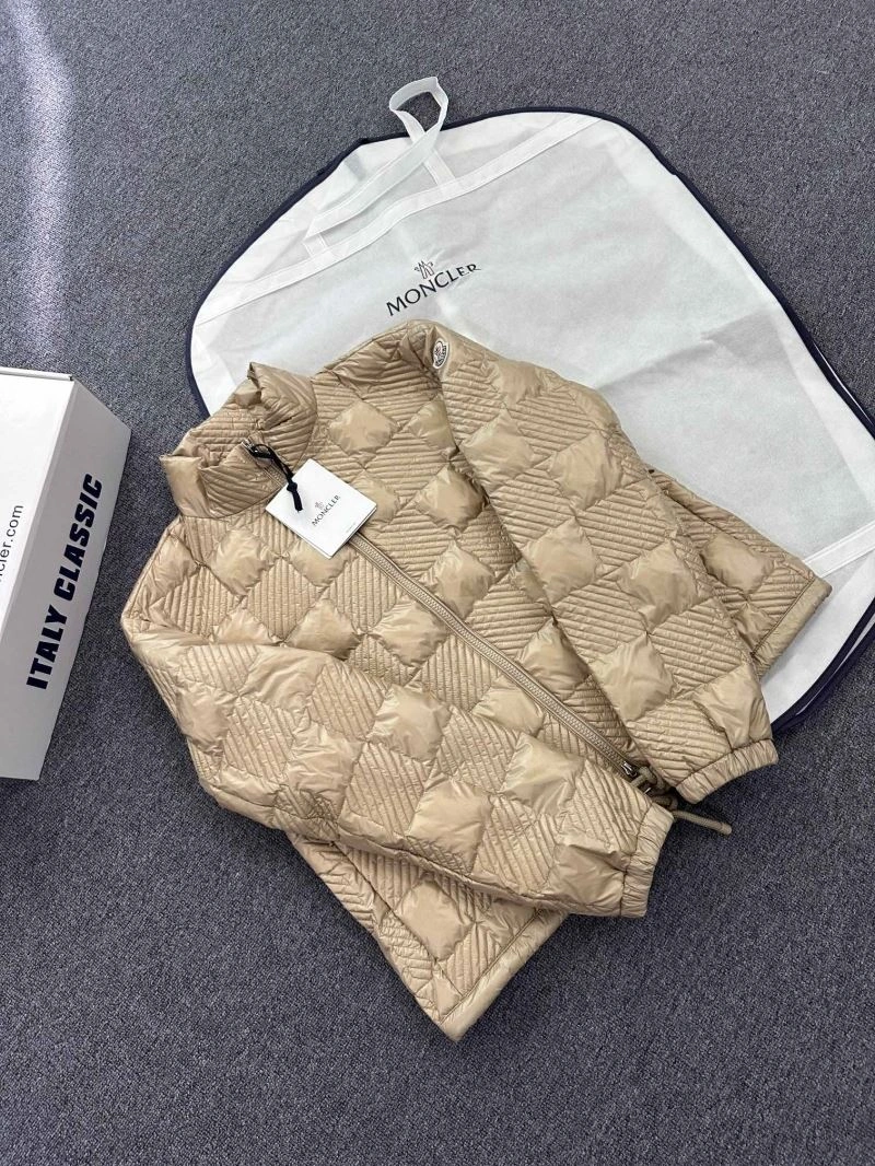 Moncler Down Jackets DailyWear 144426