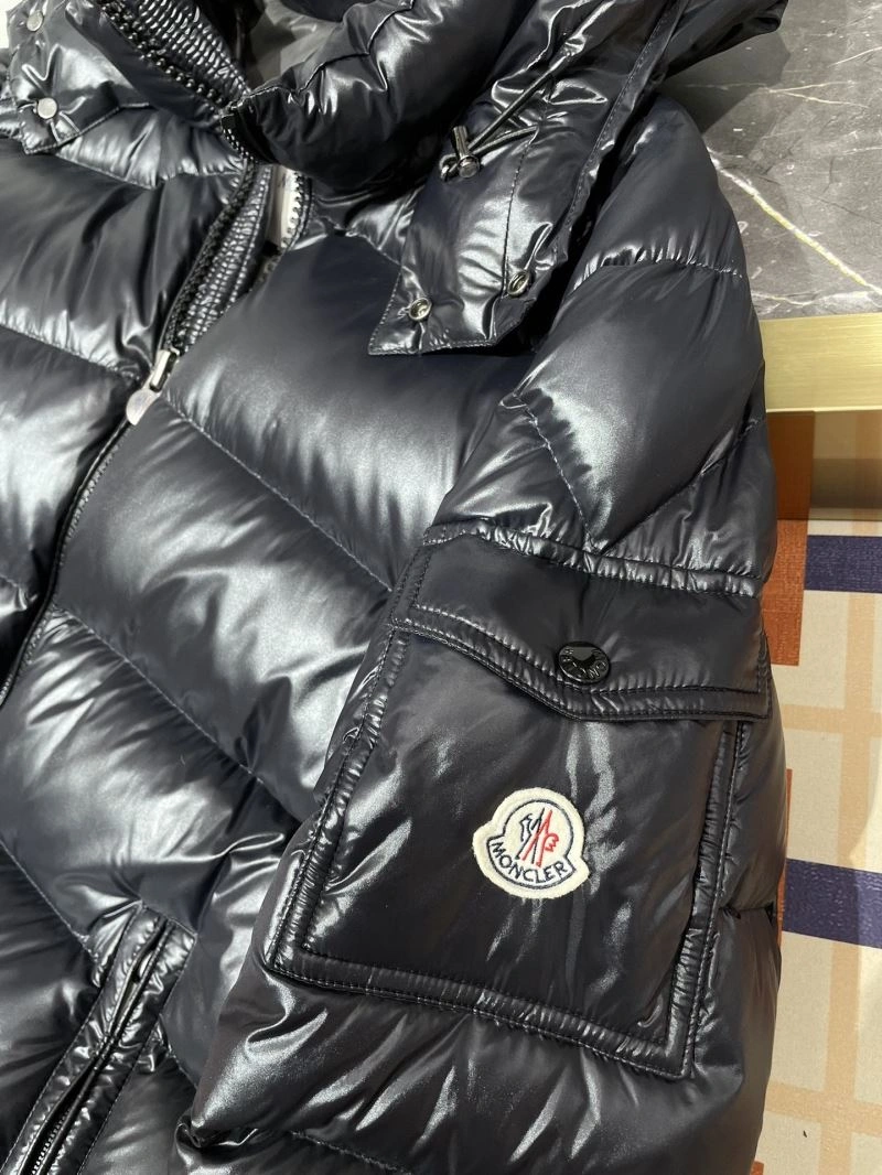 Moncler Down Jackets ZipUp 144121
