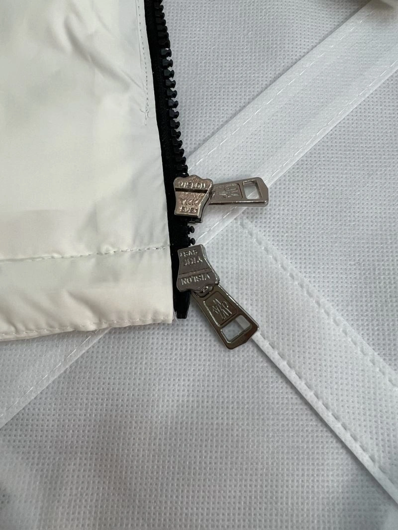 Moncler Down Jackets HighPerformance 144111