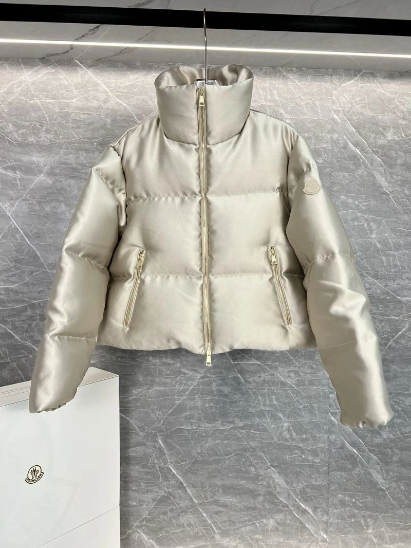 Moncler Down Jackets ComfortFit 144110