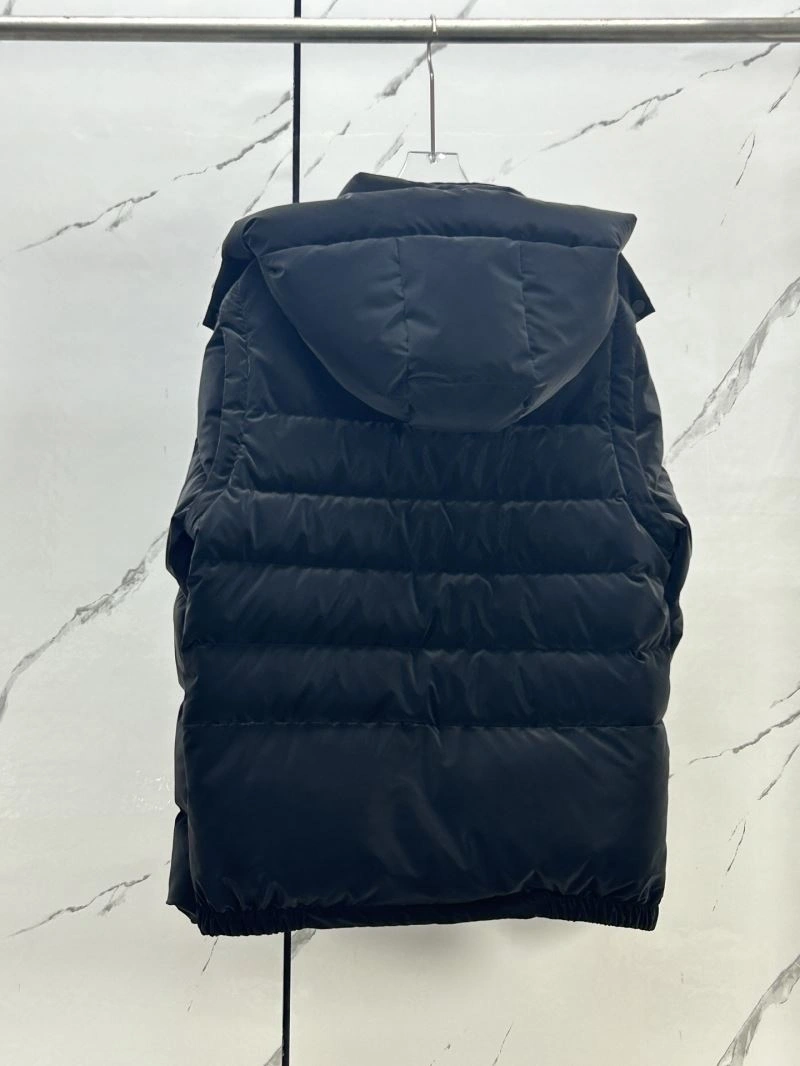 Cozy Moncler Down Jackets 144109